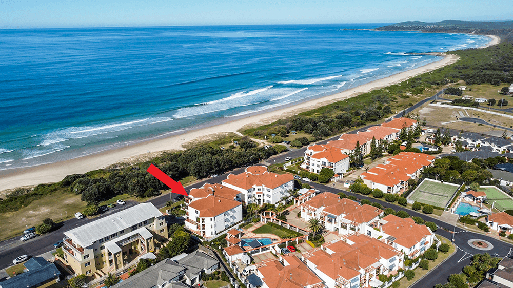 1/11 -18 Pacific Parade, YAMBA, NSW 2464