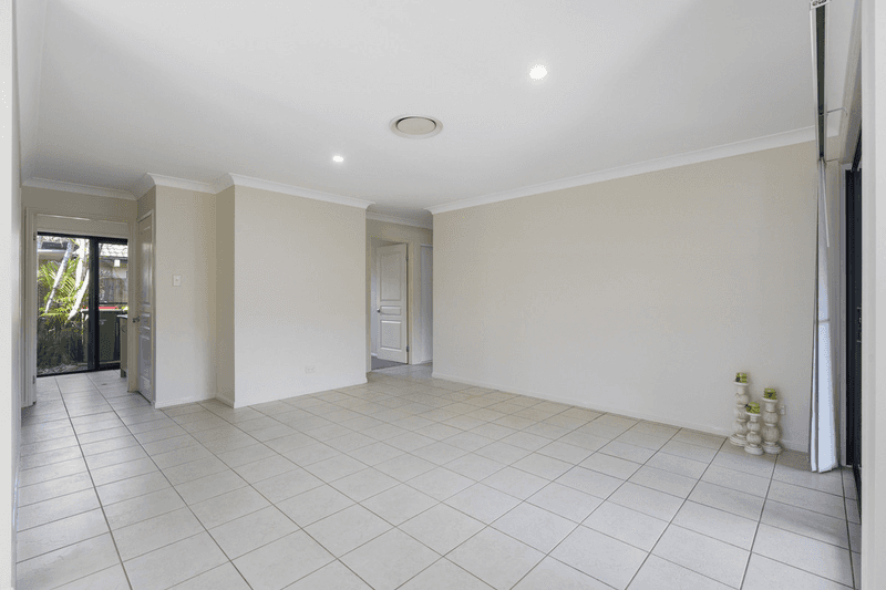 13 Paddy Place, OXENFORD, QLD 4210