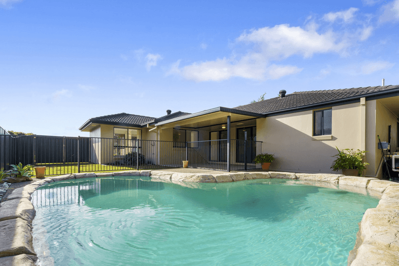 13 Paddy Place, OXENFORD, QLD 4210