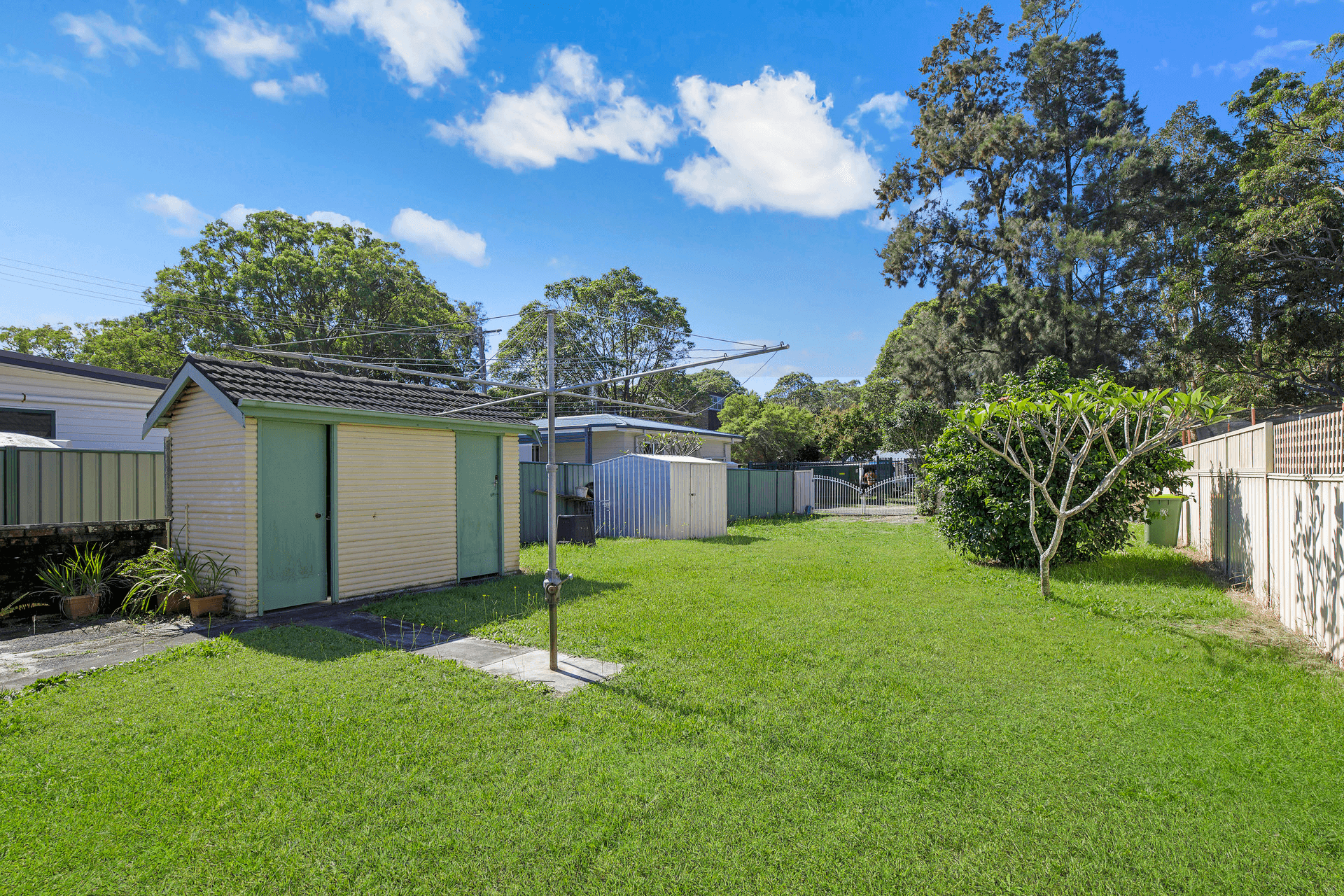 222 Ocean Beach Road, Woy Woy, NSW 2256