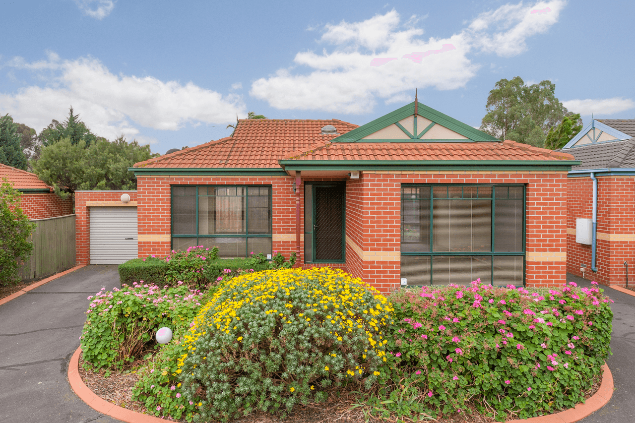 5/8 Knight Crescent, Roxburgh Park, VIC 3064