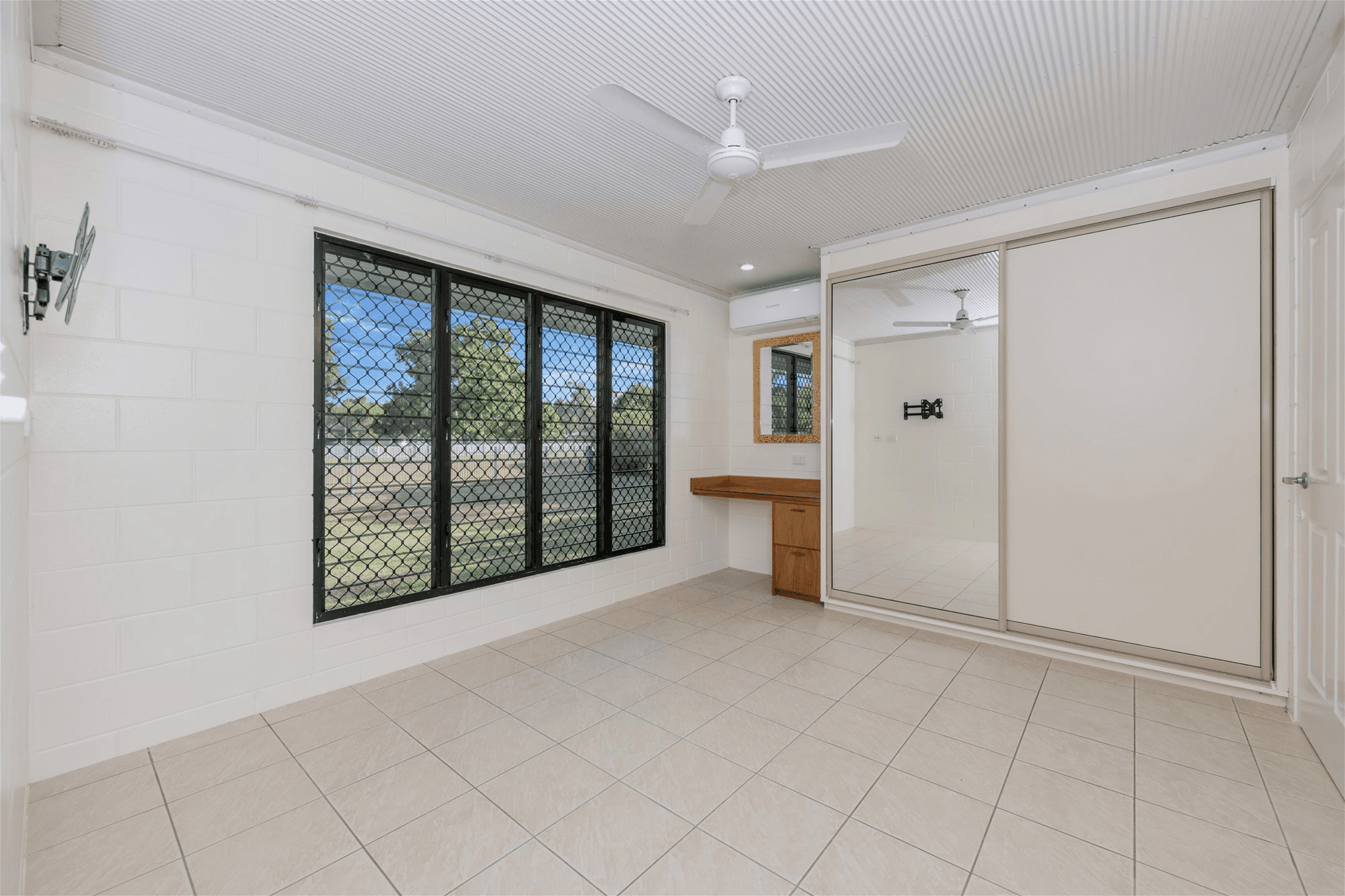 46 OCTAGONAL CRESCENT, KELSO, QLD 4815