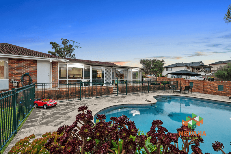 34 Coonawarra Drive, St Clair, NSW 2759
