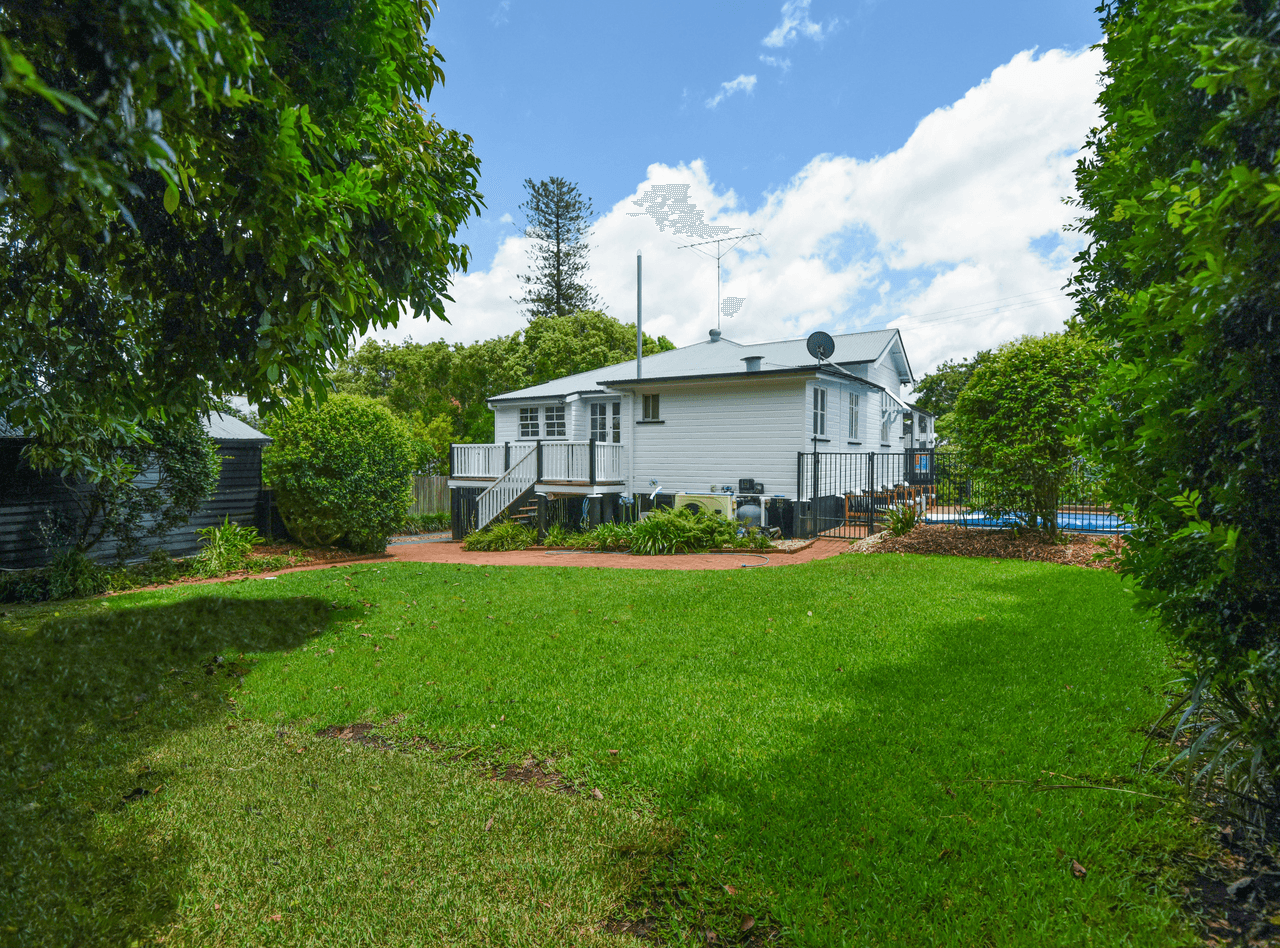 6 Arthur St, EAST TOOWOOMBA, QLD 4350