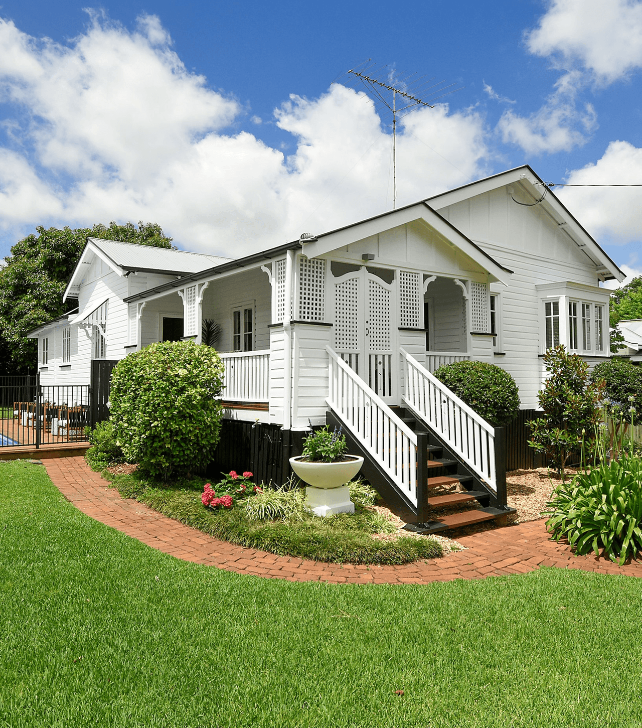 6 Arthur St, EAST TOOWOOMBA, QLD 4350