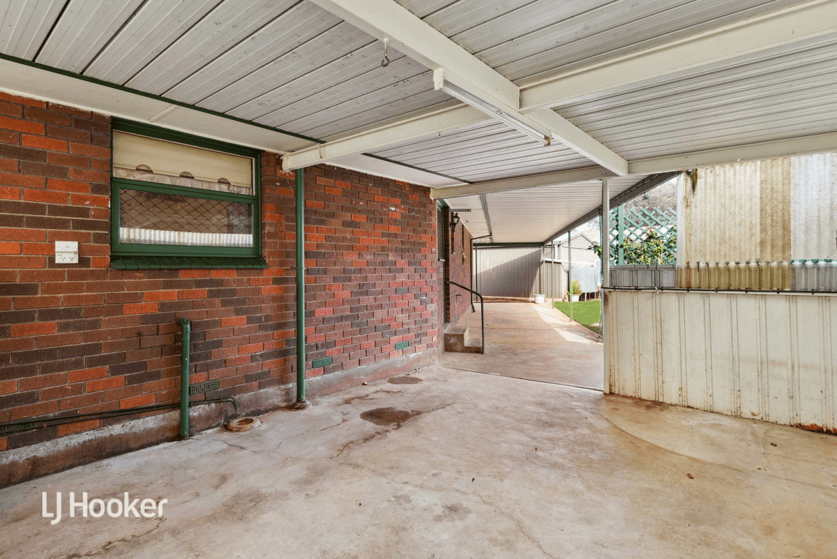 6 Coscia Avenue, Salisbury North, SA 5108