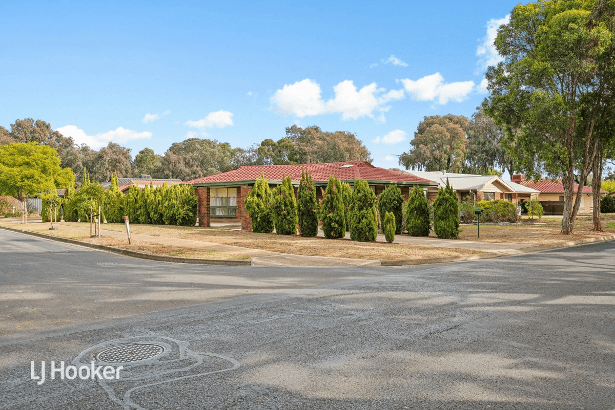 6 Coscia Avenue, Salisbury North, SA 5108