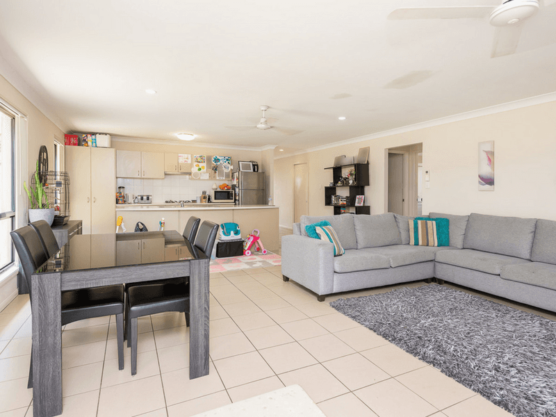 15 Azure Way, Coomera, QLD 4209