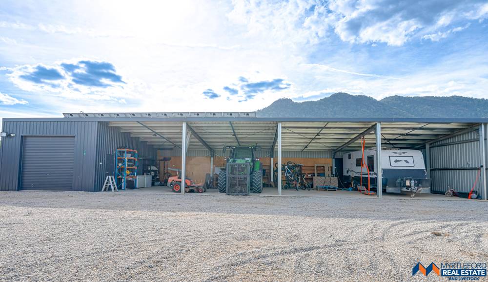 1711 Happy Valley Road, ROSEWHITE, VIC 3737