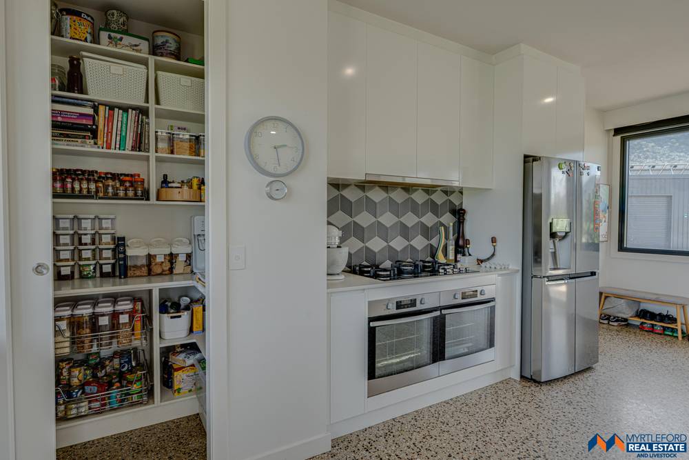 1711 Happy Valley Road, ROSEWHITE, VIC 3737