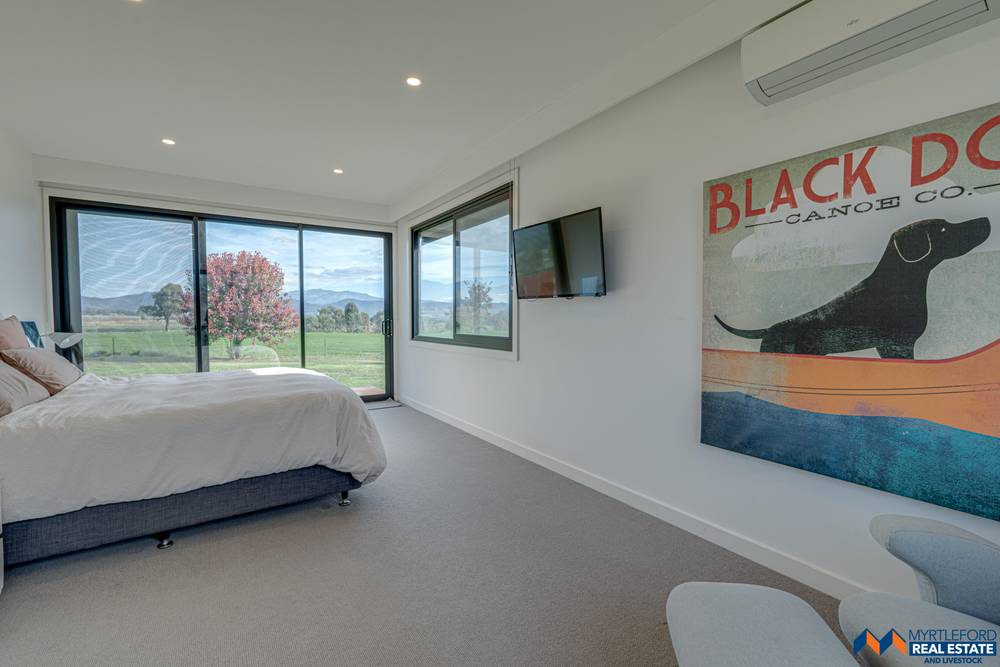 1711 Happy Valley Road, ROSEWHITE, VIC 3737