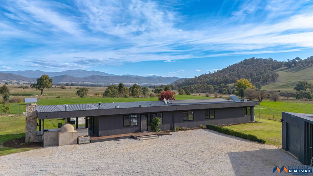 1711 Happy Valley Road, ROSEWHITE, VIC 3737