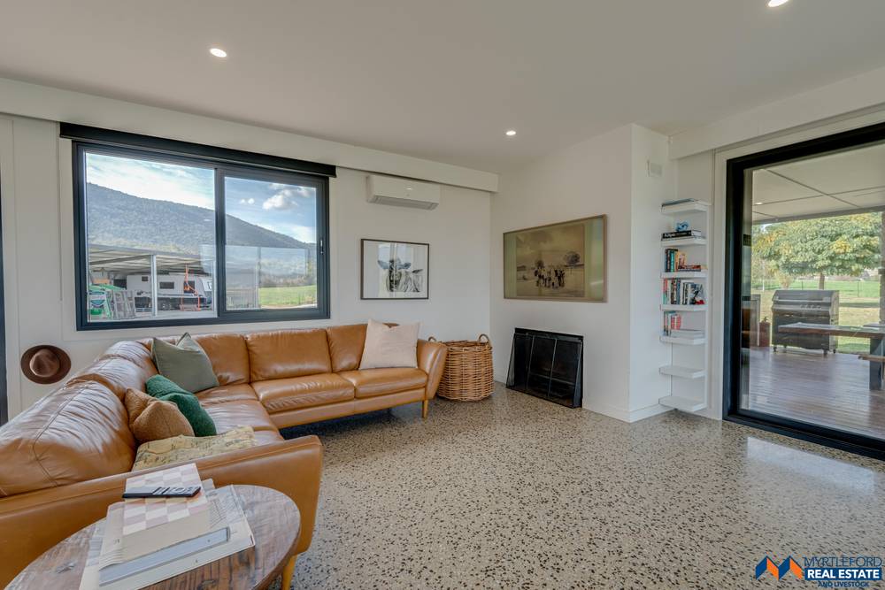 1711 Happy Valley Road, ROSEWHITE, VIC 3737