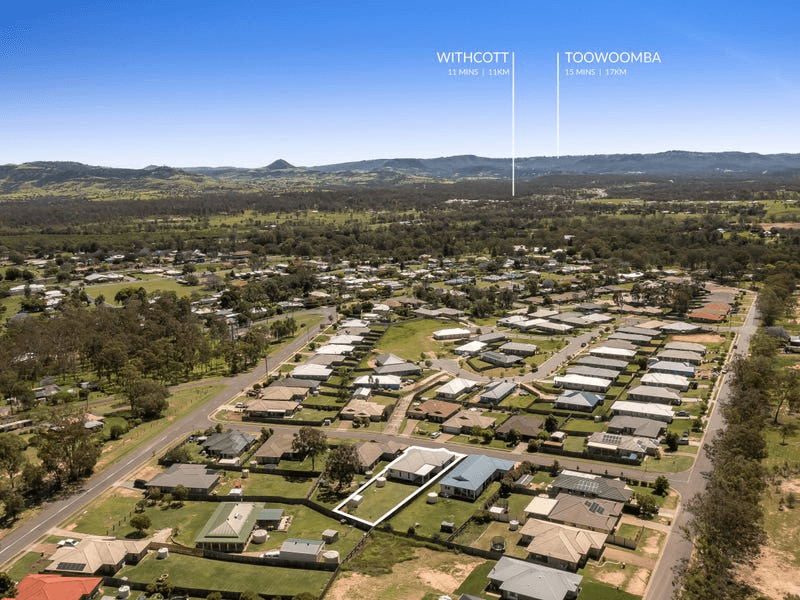 8 Carly Drive, HELIDON, QLD 4344