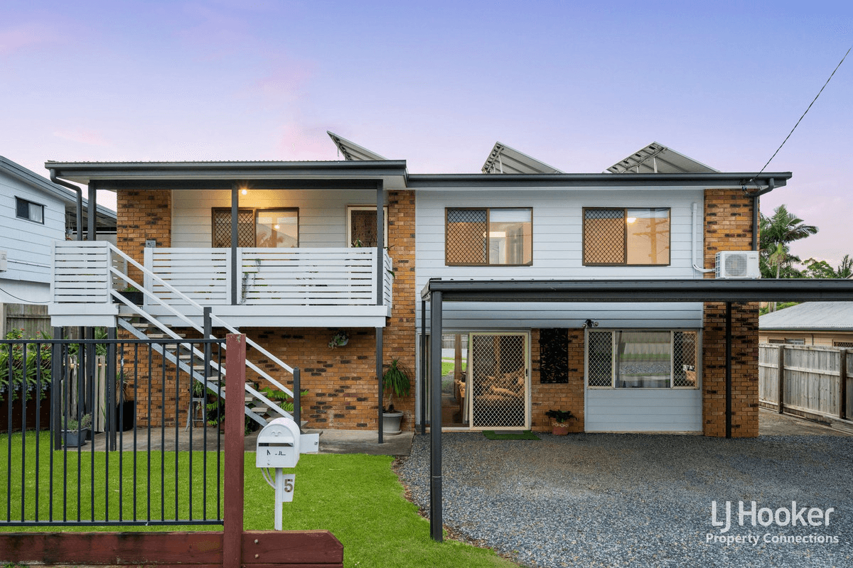 5 Sheaves Road, Kallangur, QLD 4503