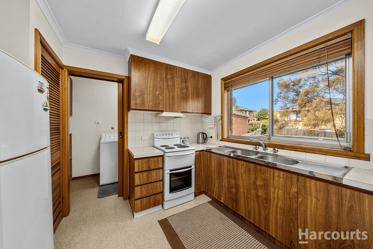 2/449 Oceana Drive, HOWRAH, TAS 7018