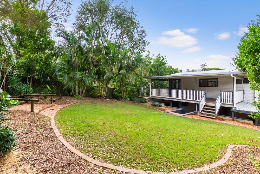 14 Gordon Road, Ferny Hills, QLD 4055