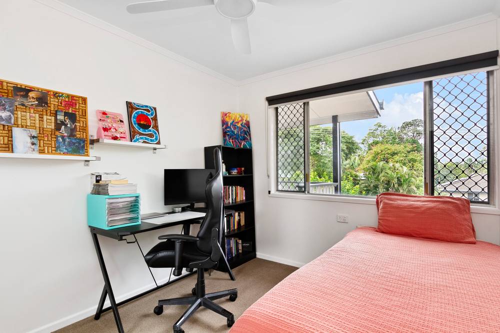 14 Gordon Road, Ferny Hills, QLD 4055