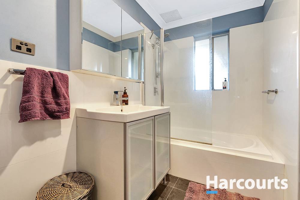 32 Bullara Road, CRAIGIE, WA 6025