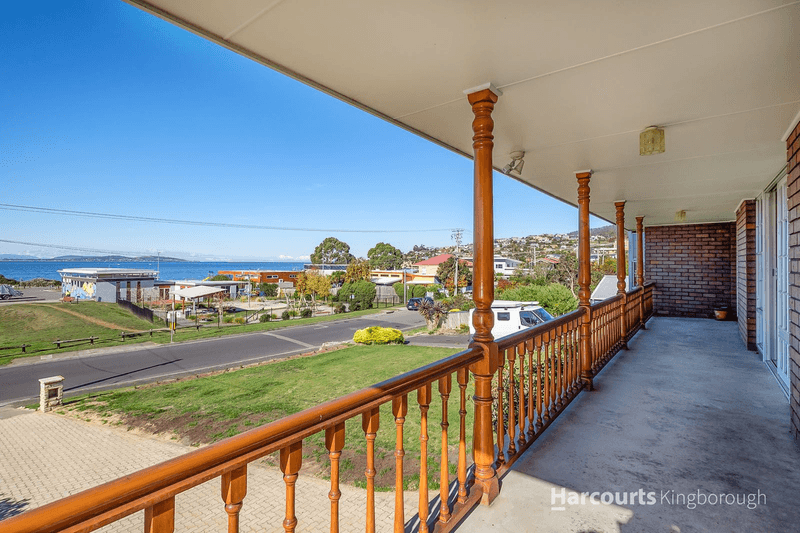 46 Wells Parade, Blackmans Bay, TAS 7052