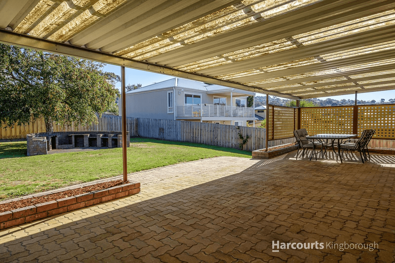 46 Wells Parade, Blackmans Bay, TAS 7052