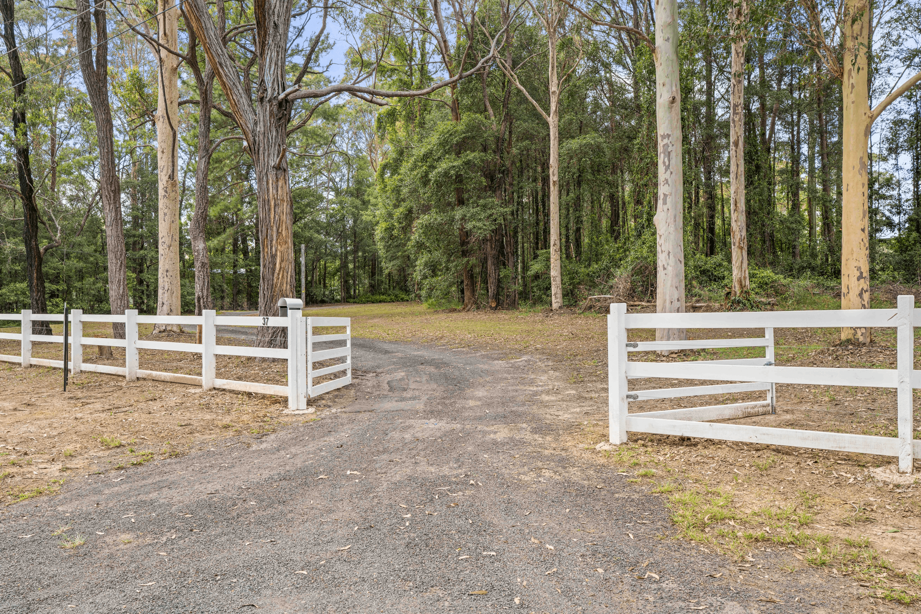 37 Seasongood Road, Woollamia, NSW 2540