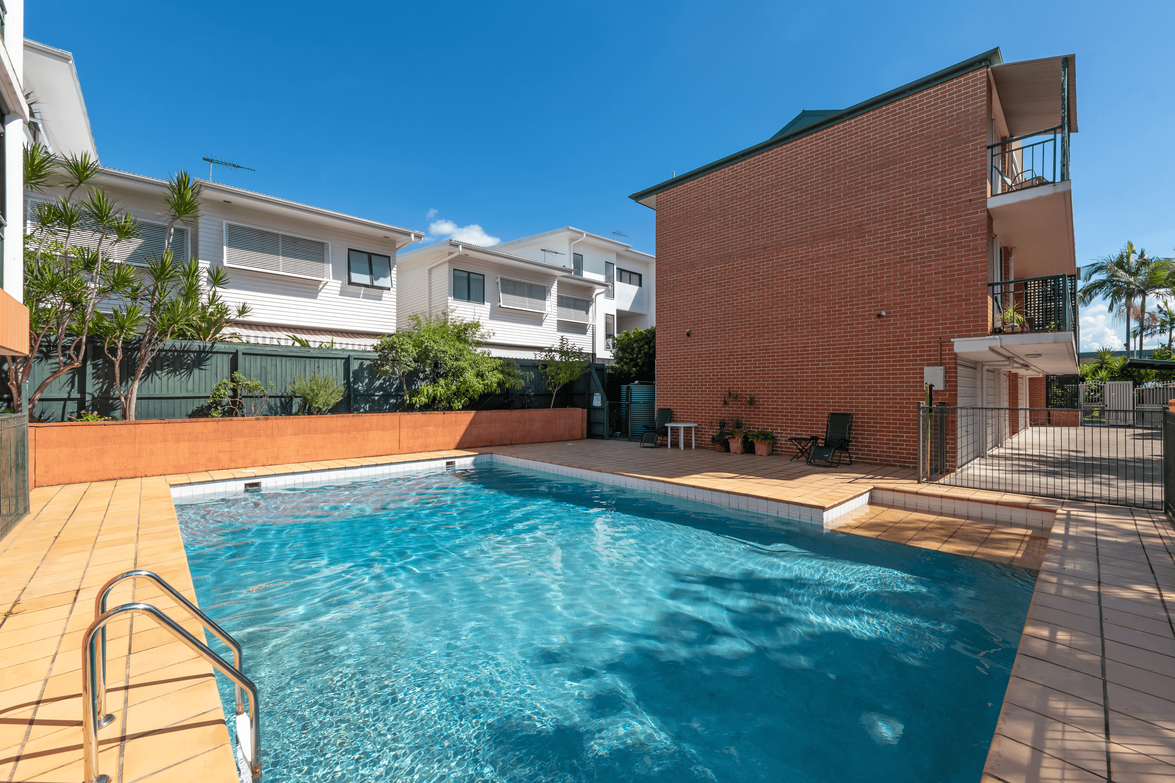 2/88 Kirkland Avenue, COORPAROO, QLD 4151