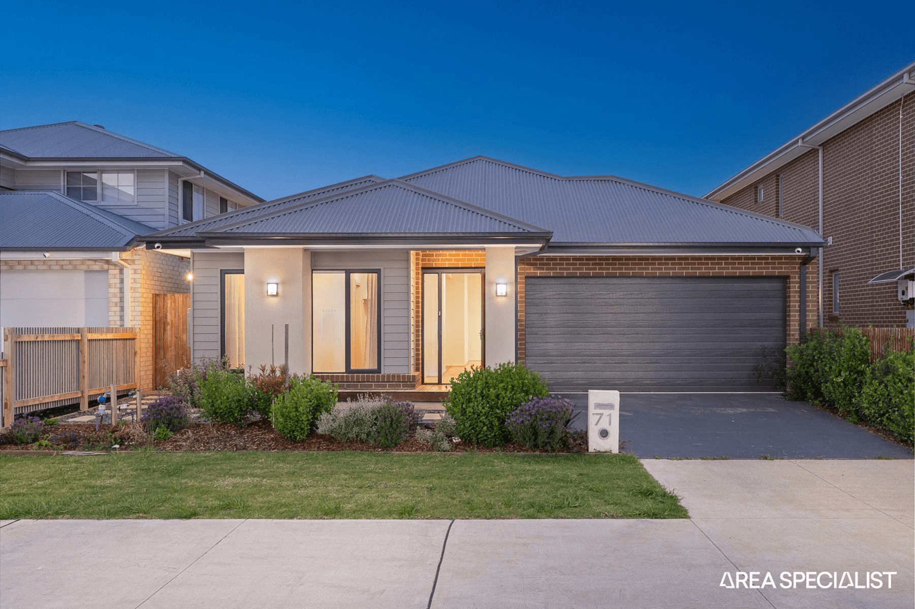 71 Burnbank Parade, Clyde North, VIC 3978