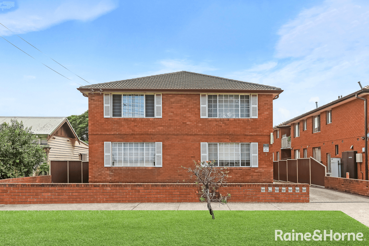 1/9 Olive Street, KINGSGROVE, NSW 2208