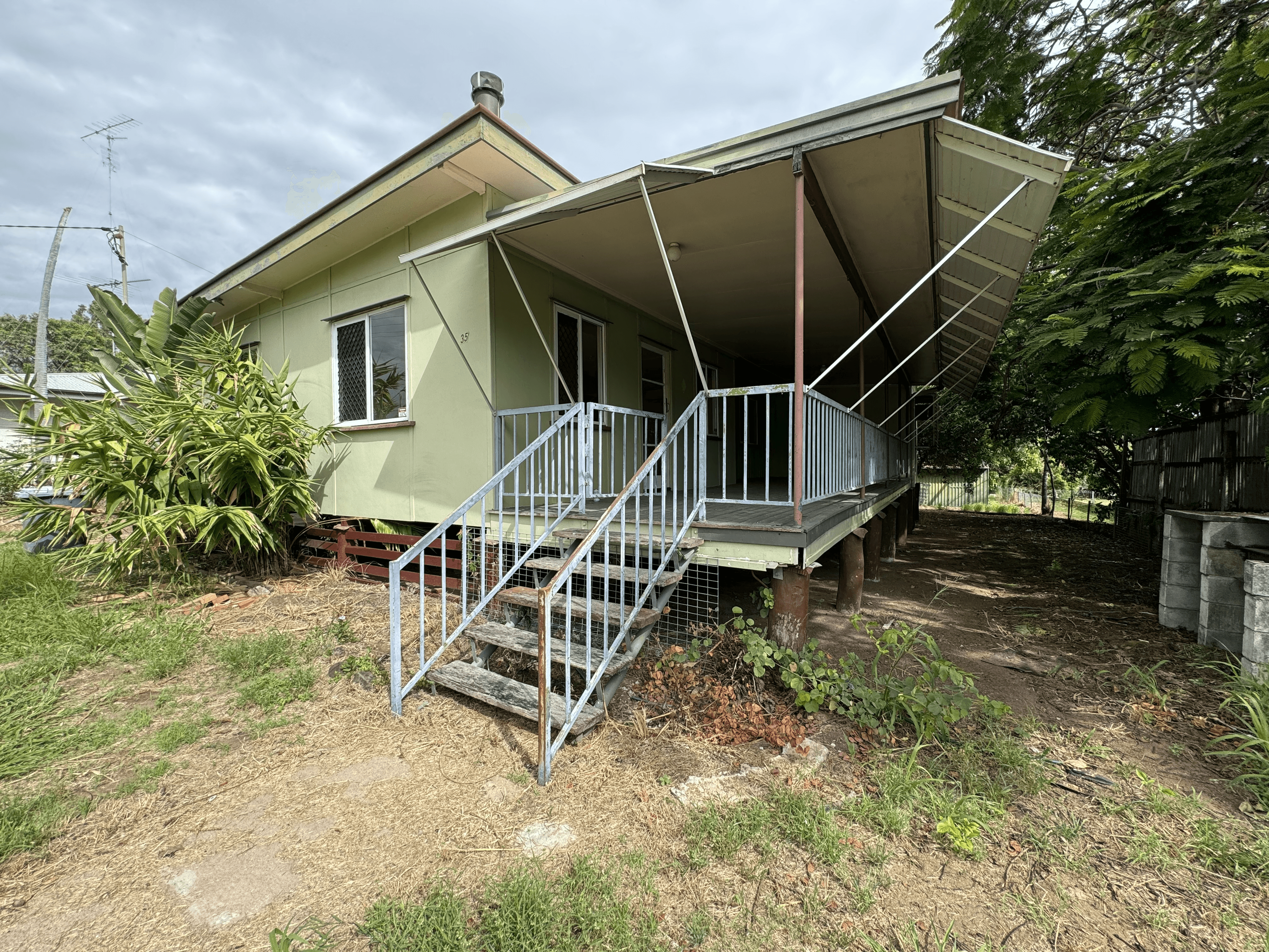 35 Mcarthur Street, Moura, QLD 4718