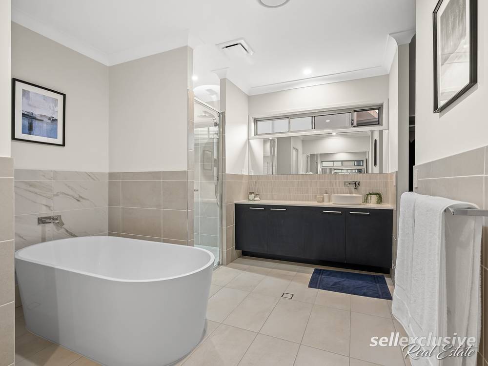 44 Emilia Close, Banksia Beach, QLD 4507