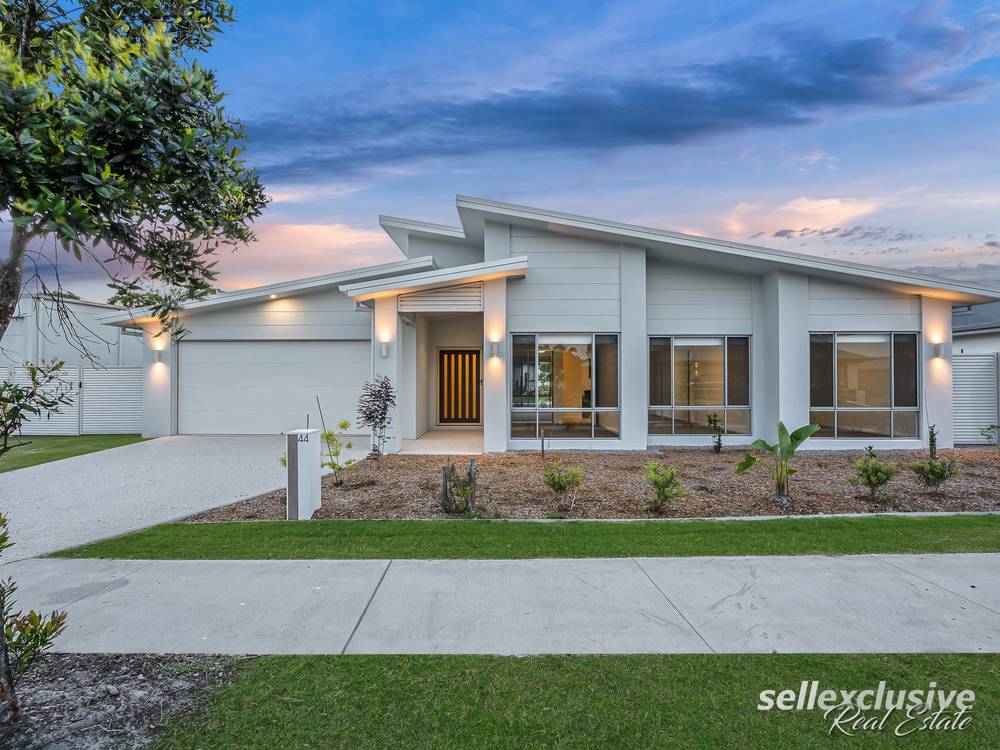 44 Emilia Close, Banksia Beach, QLD 4507