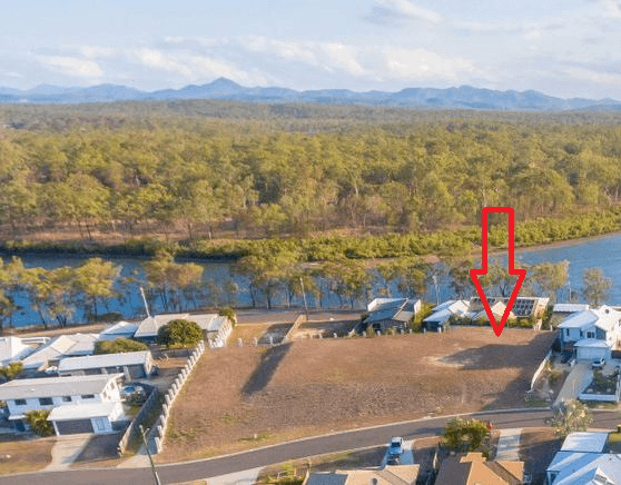 11 Richard Street, BOYNE ISLAND, QLD 4680