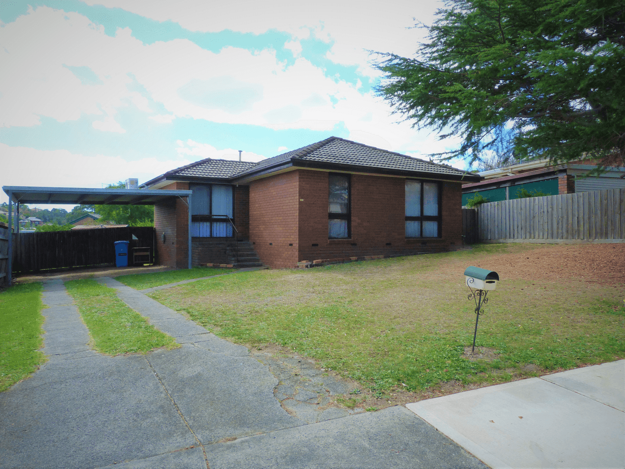23 Rossiter Avenue, ENDEAVOUR HILLS, VIC 3802