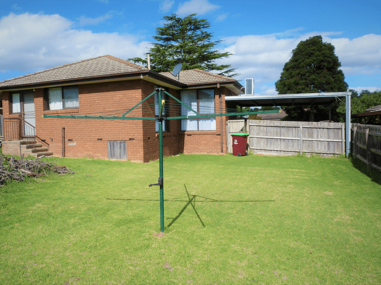 23 Rossiter Avenue, ENDEAVOUR HILLS, VIC 3802