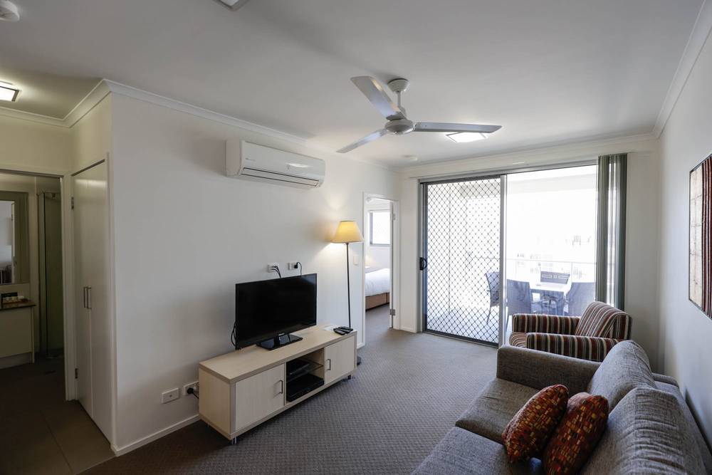 24/11 Bacon Street, MORANBAH, QLD 4744