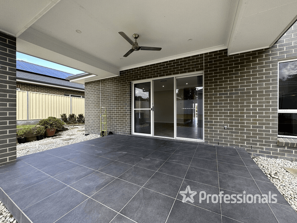 60 Gladstone Parade, RIVERSTONE, NSW 2765