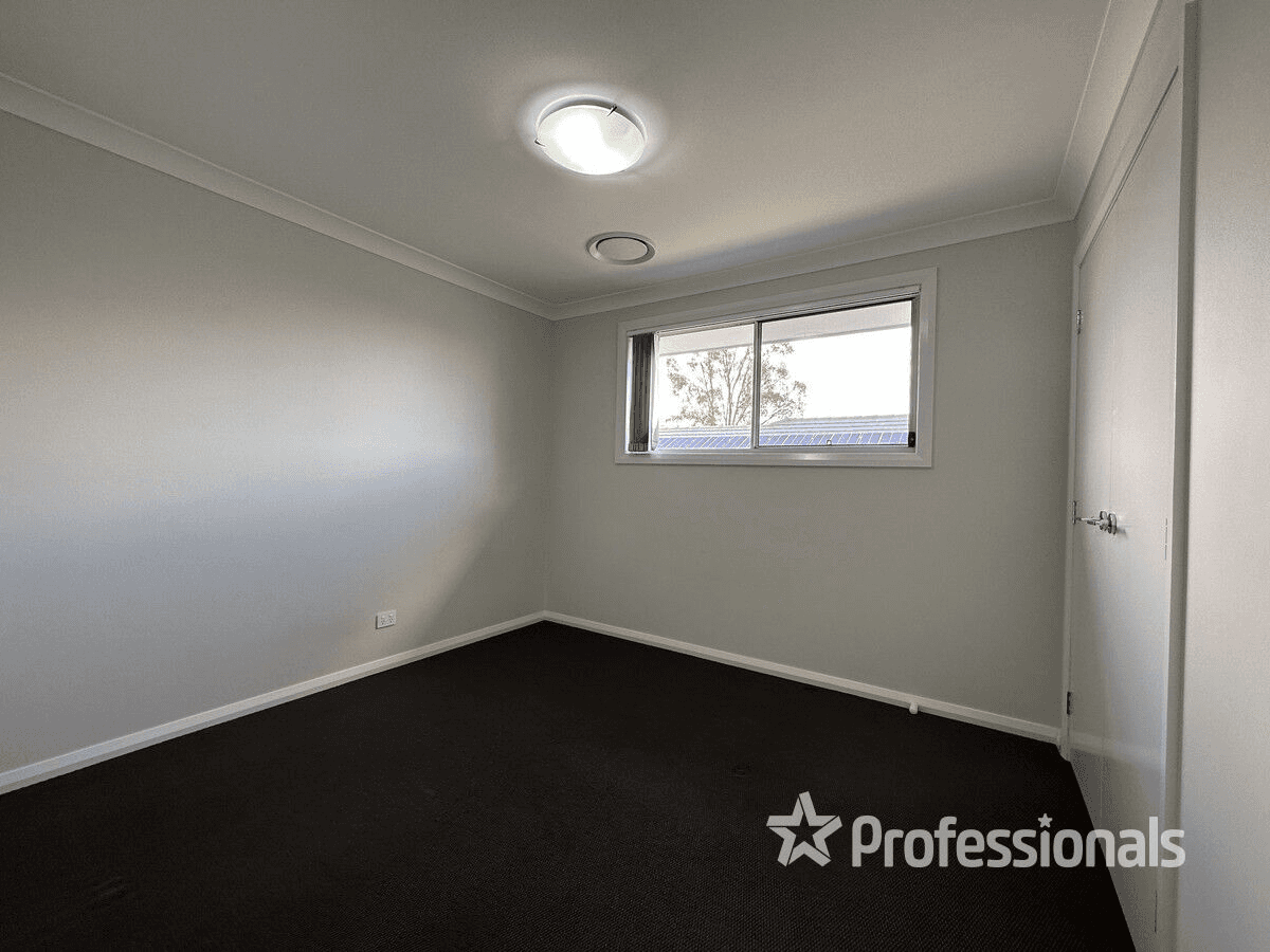 60 Gladstone Parade, RIVERSTONE, NSW 2765