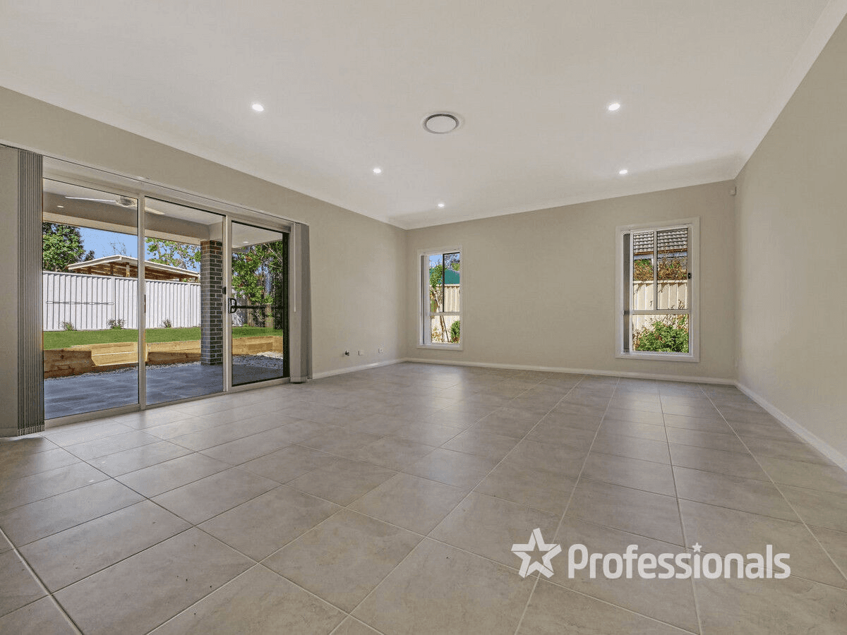 60 Gladstone Parade, RIVERSTONE, NSW 2765