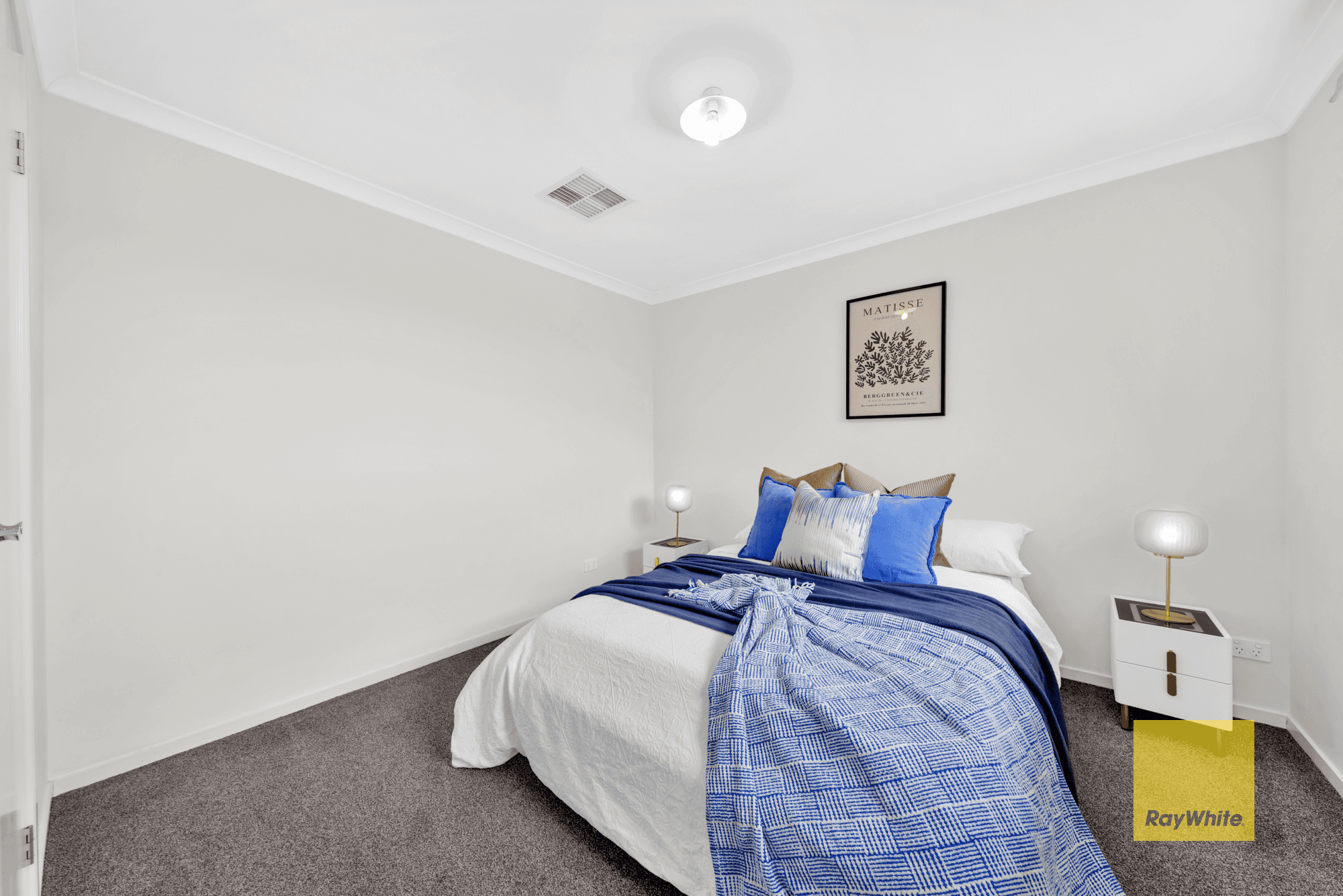 72 Waterhaven Boulevard, POINT COOK, VIC 3030