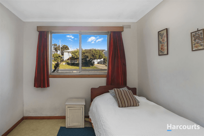 2/2 Doric Grove, St Helens, TAS 7216