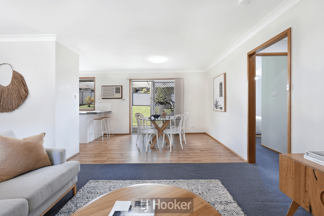 2/38 Connaught Road, VALENTINE, NSW 2280