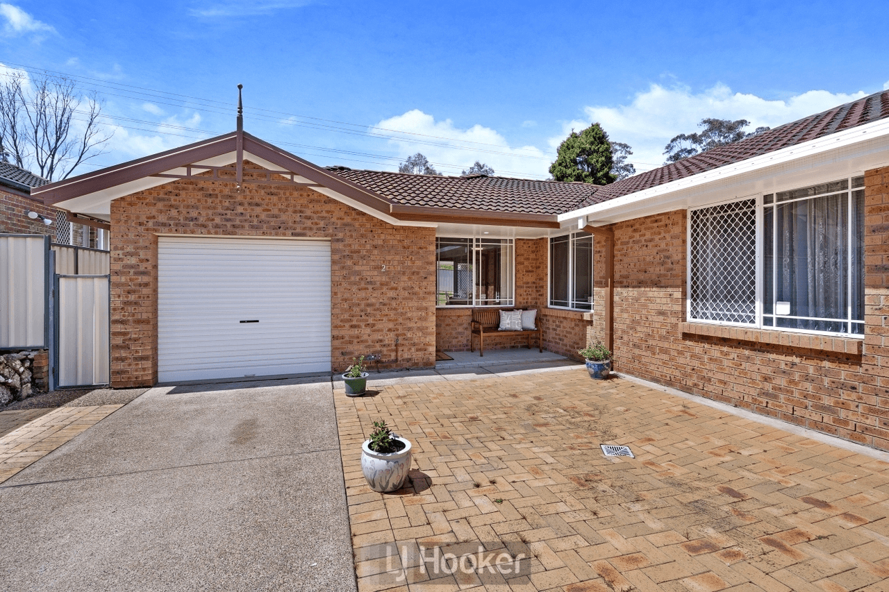 2/38 Connaught Road, VALENTINE, NSW 2280