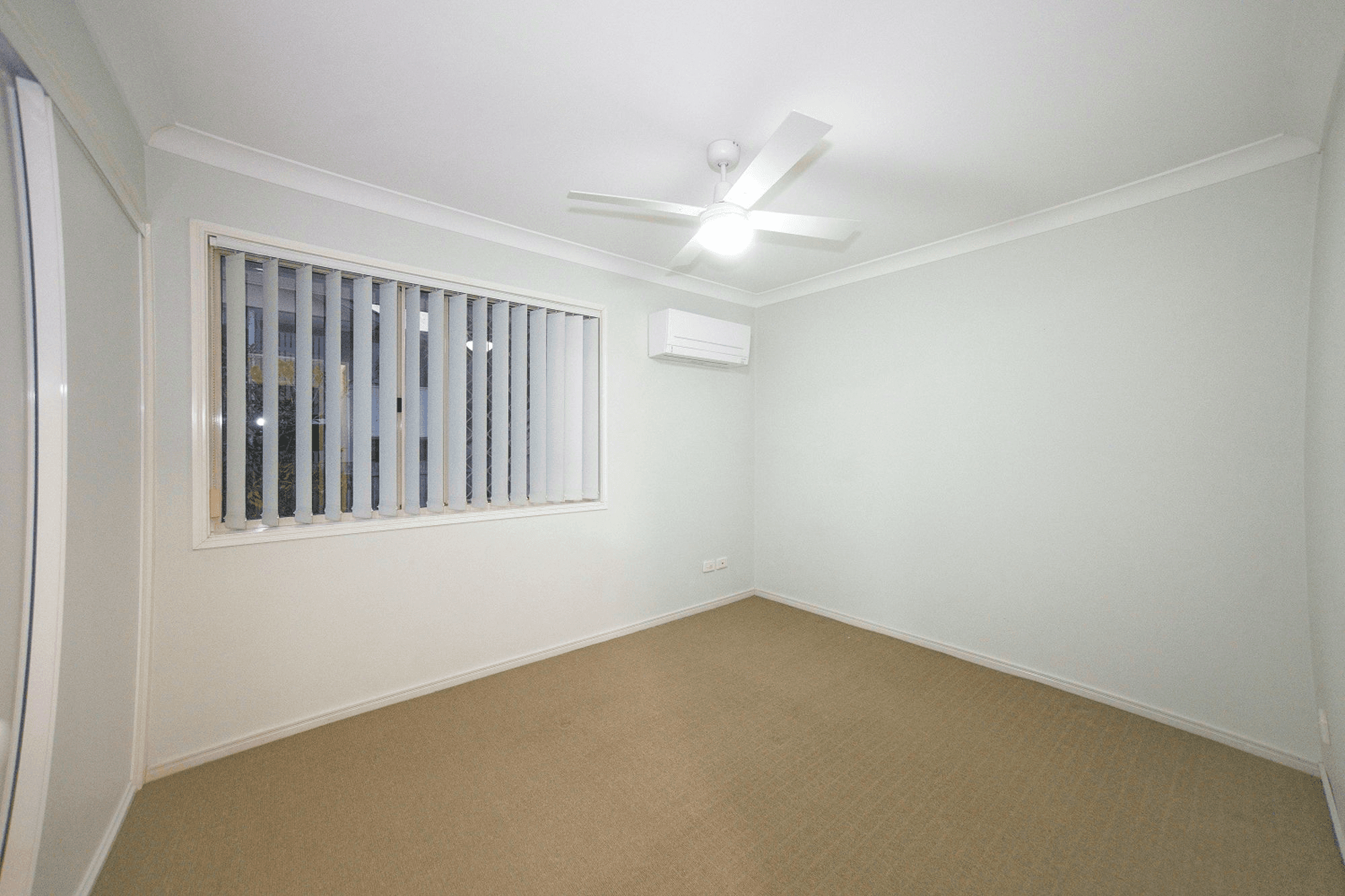 2/179 Birdwood Road, CARINA HEIGHTS, QLD 4152