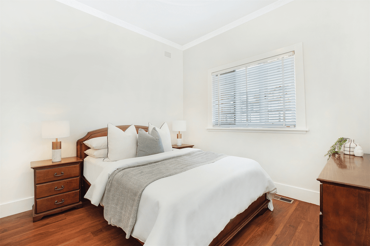 62 Bouvardia Street, RUSSELL LEA, NSW 2046