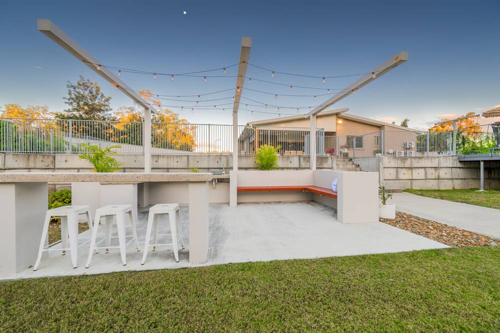 9 Denaid Court, BENARABY, QLD 4680