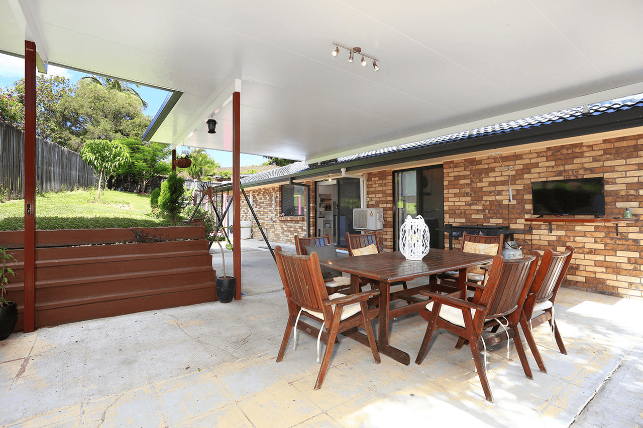 10 Knight Crescent, NERANG, QLD 4211