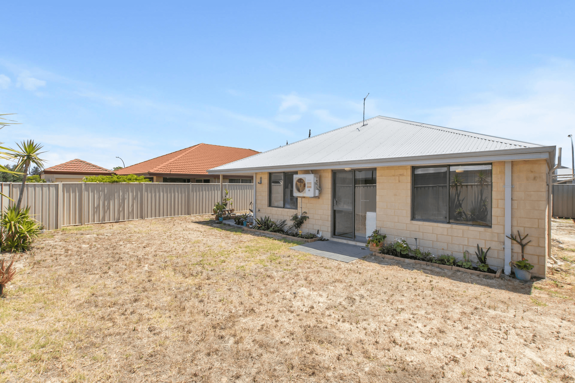 4 Fiano Cross, Caversham, WA 6055