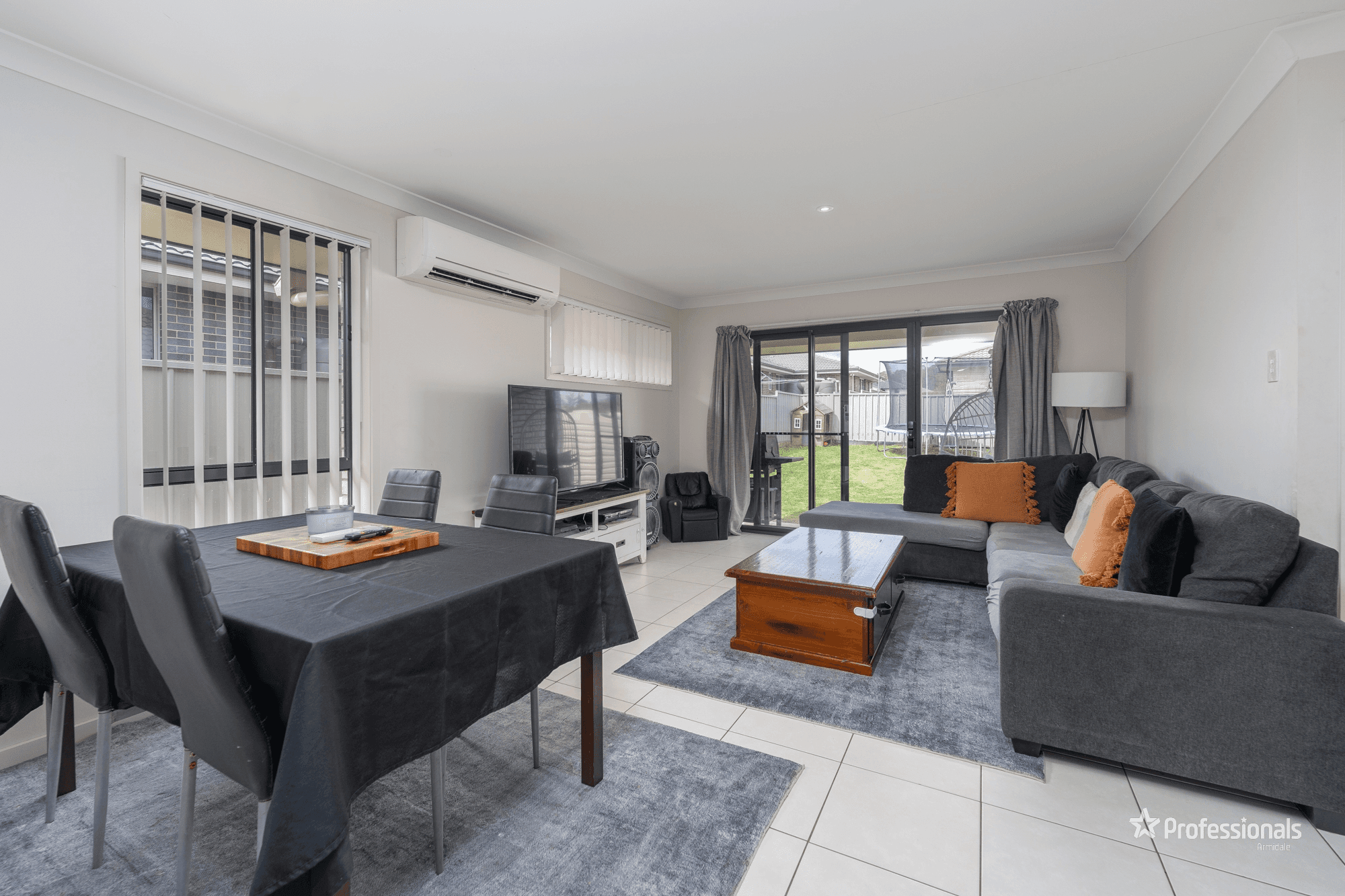 1&2/81 Box Hill Drive, Armidale, NSW 2350