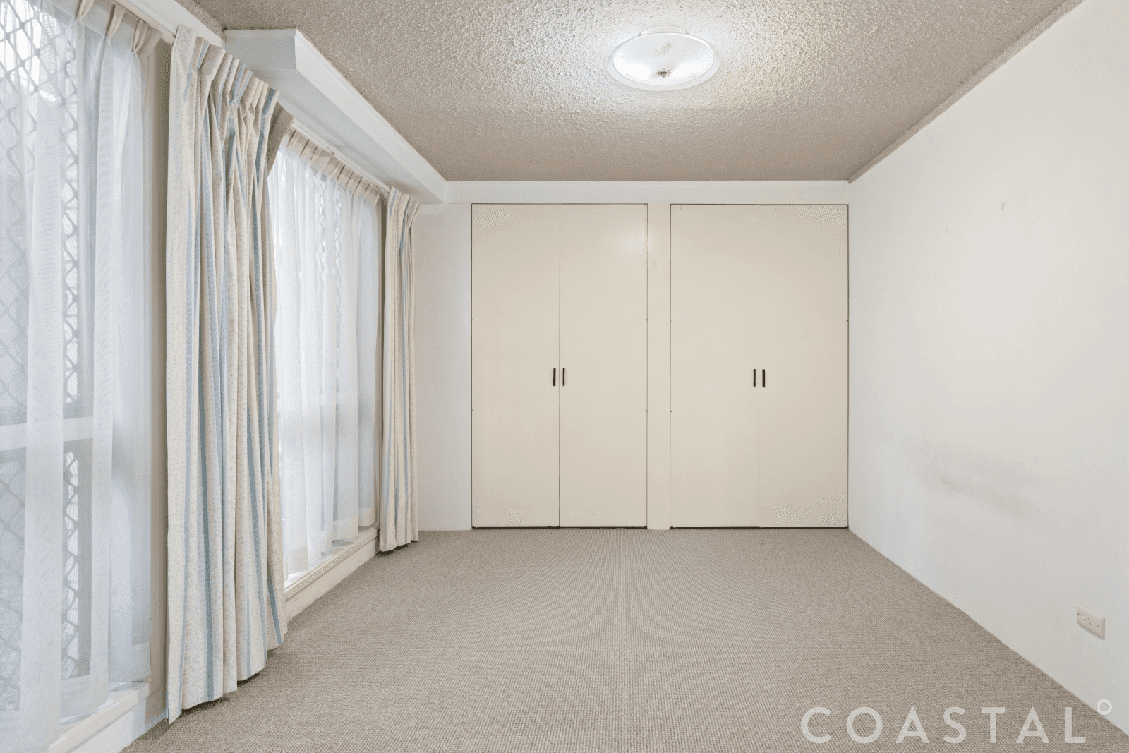 1/5 St Kilda Avenue, BROADBEACH, QLD 4218